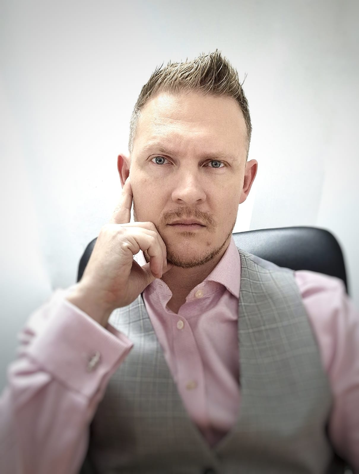 Paul Teasdale The Unfiltered Formulator aslso known as Suntwe from the Zambezi